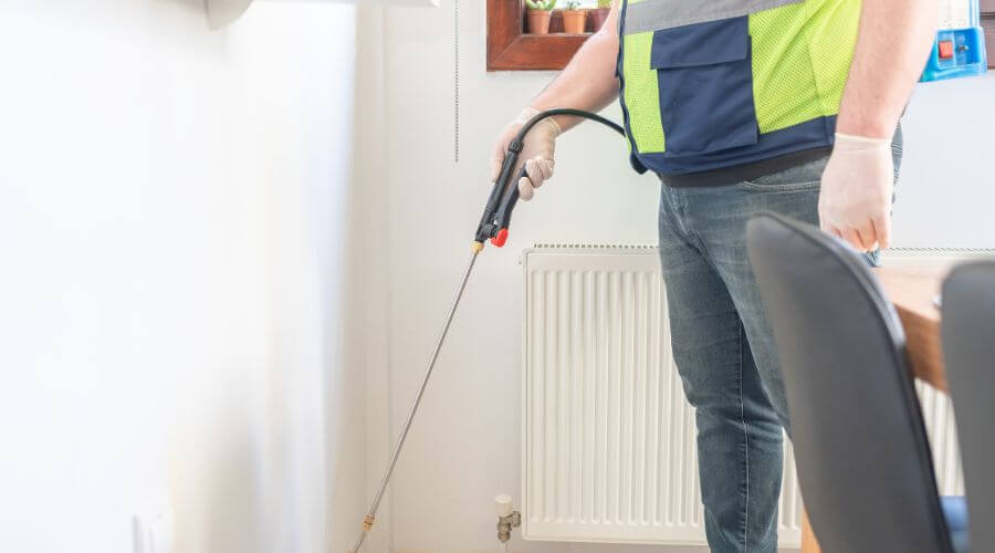 Professional mosquito control services in Weston, MA - Mosquito Control of Weston